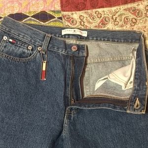 Vintage Tommy Hilfiger Jeans 31" Inseam.
